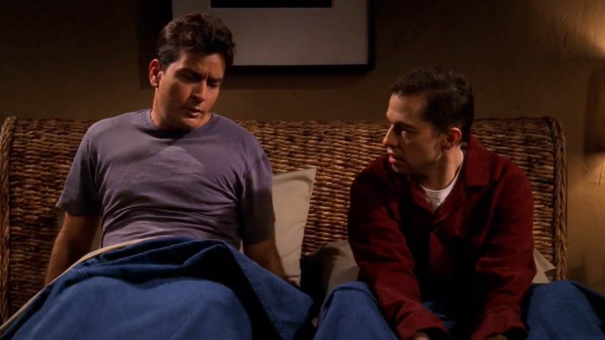 Dva i po muškarca Čarli Šin Džon Krajer