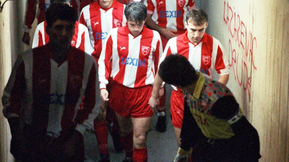 Fudbaleri Crvene zvezde u tunelu pred Dinamo