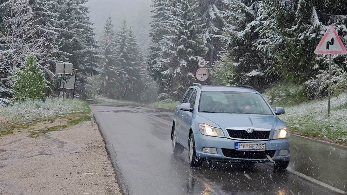 Sneg zavejao Prijepolje