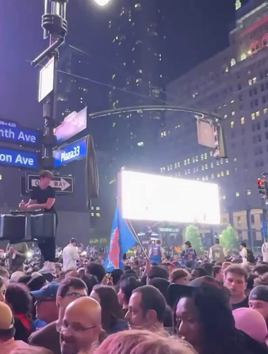 Njujork Niksi slavlje (6).jpg