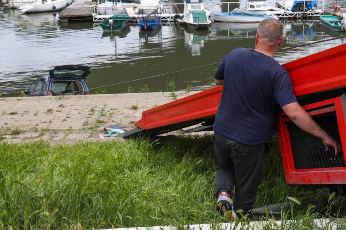 Autom sleteo s Mosta na Adi u Savu  (9).jpg