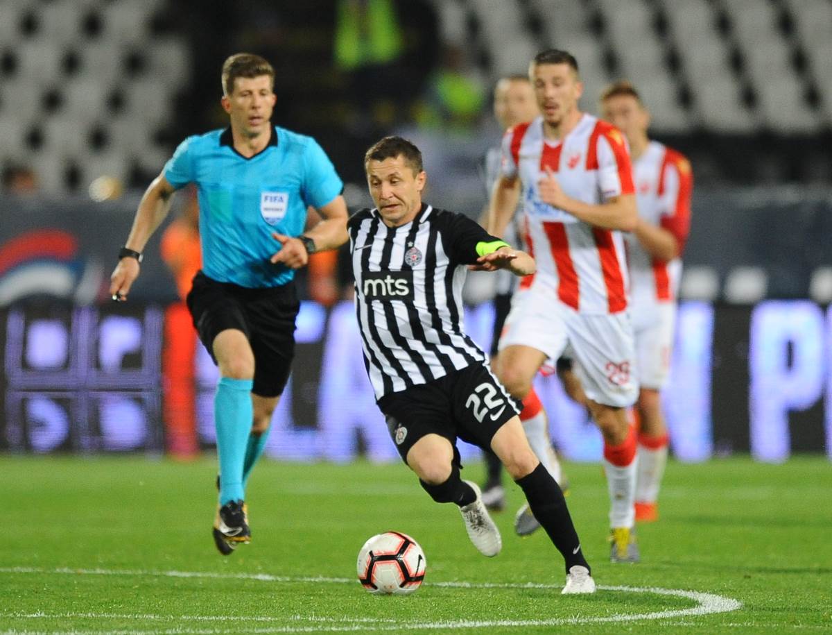 Saša Ilić u prodoru na derbiju