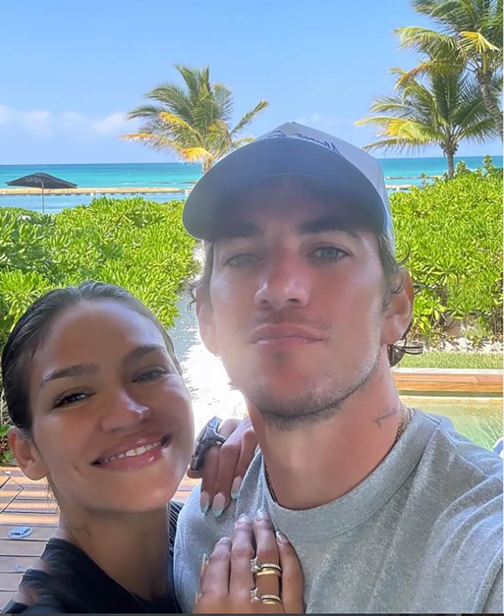 Kesi Ventura sa suprugom Aleksom Fajnom (2).jpg