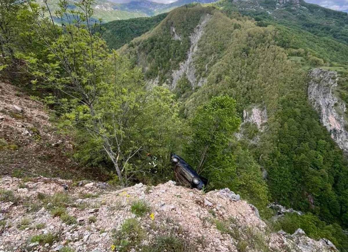 Bogdan satima visio iznad provalije (1).jpg