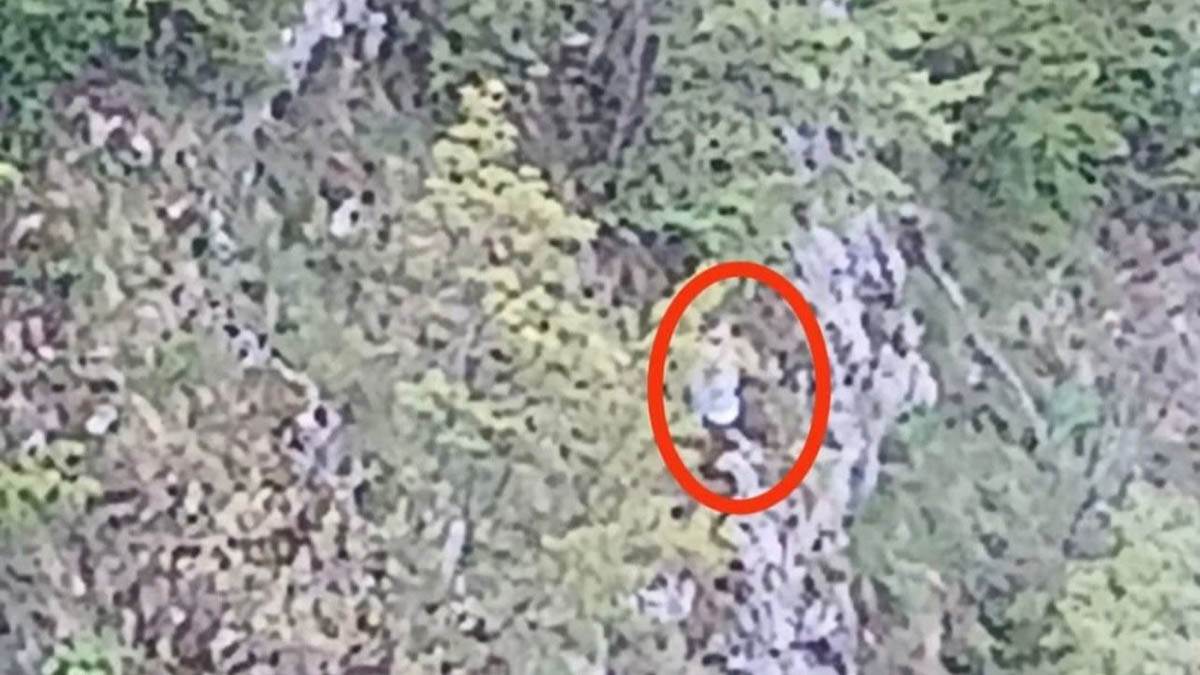 Bogdan satima visio iznad provalije (3).jpg