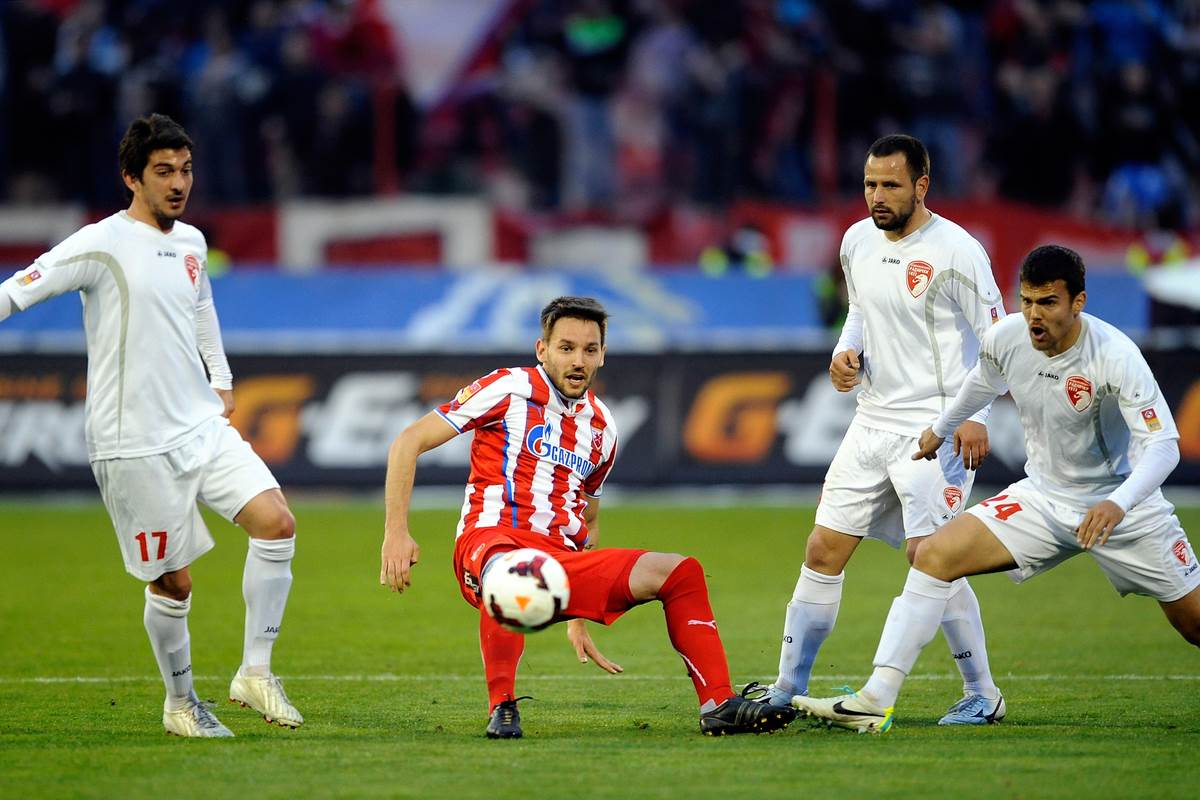 Miloš Ninković protiv Radničkog 1923 na Marakani