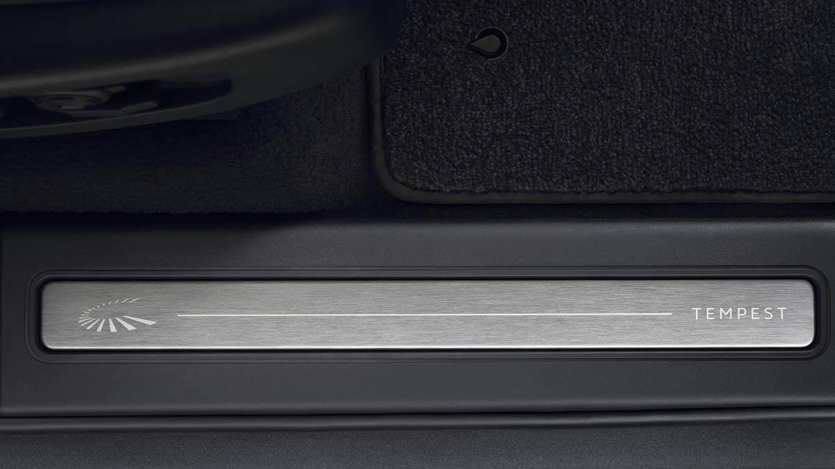 Discovery Tempest 10.jpg