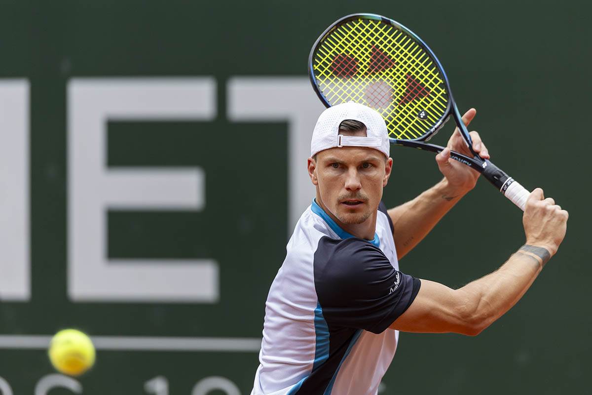 Novak Đoković Marton Fučovič (10).jpg