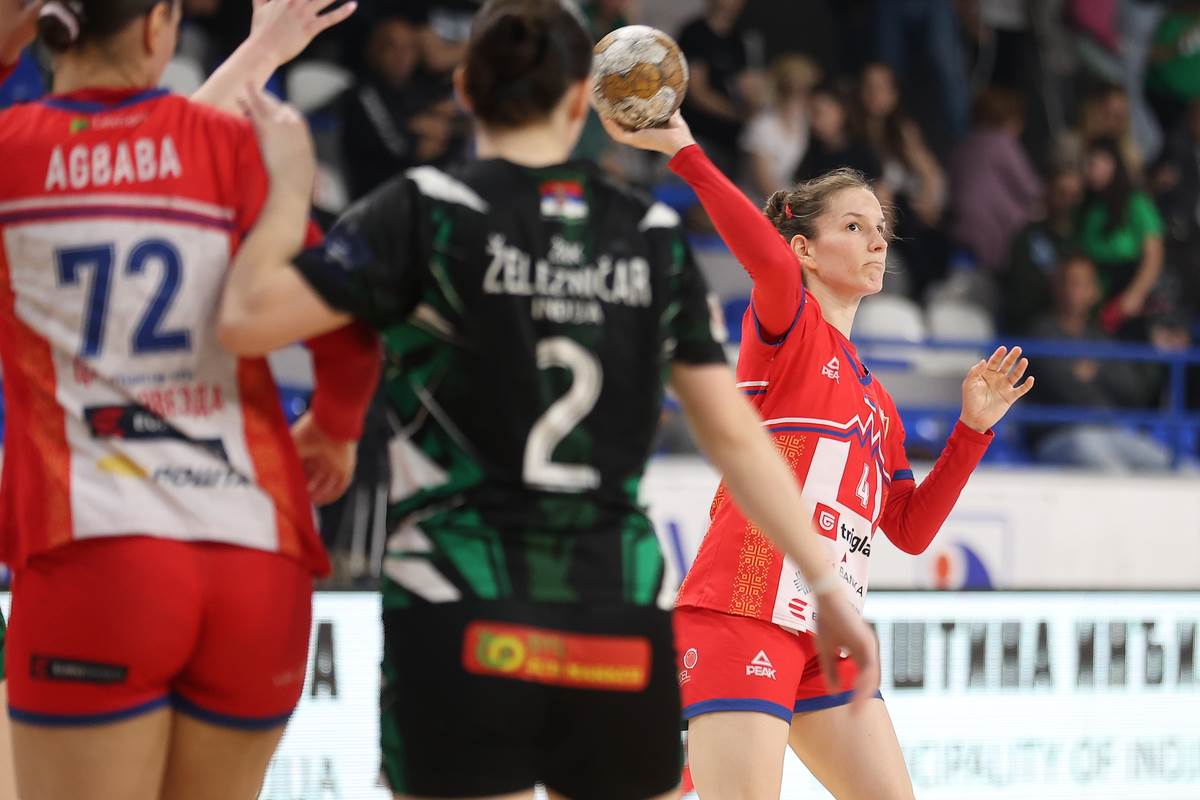 Železničar - Crvena Zvezda (12).JPG