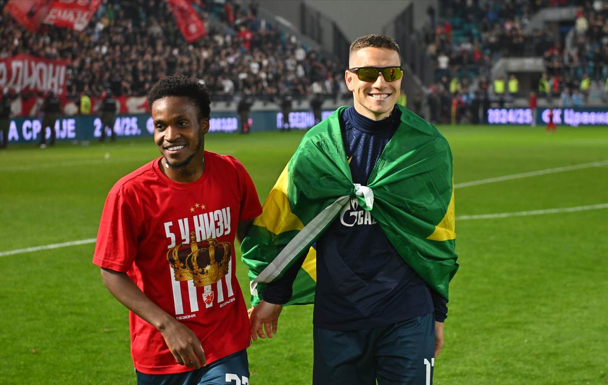 Crvena zvezda slavi (19).jpg