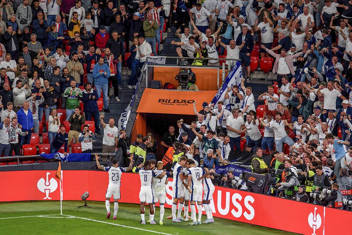 Mančester junajted - Totenhem (17).jpg