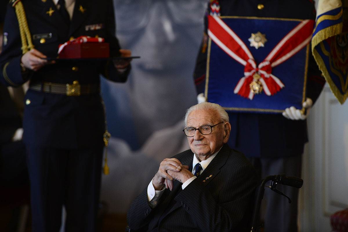 Nikolas Vinton (9).jpg