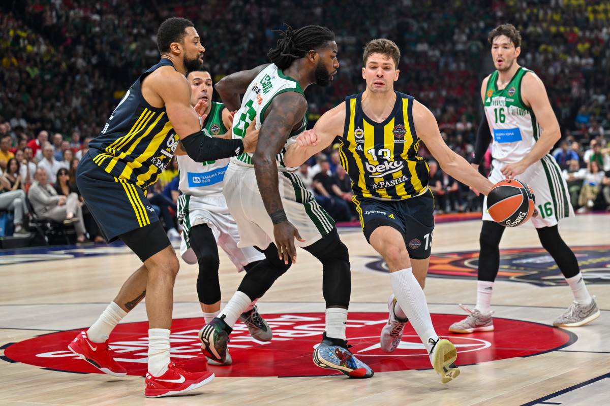 Tarik Biberović u polufinalu Evrolige protiv Panatinaikosa