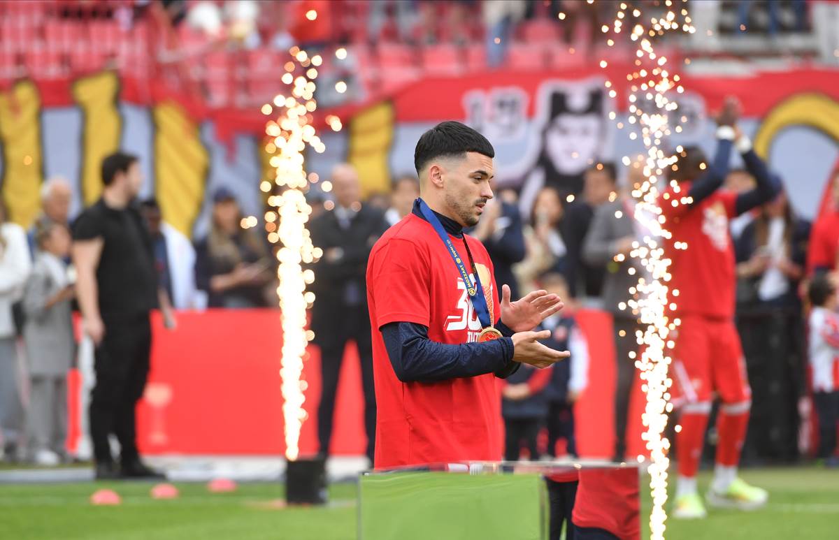 Kako izgledaju novi dresovi Crvene zvezde?