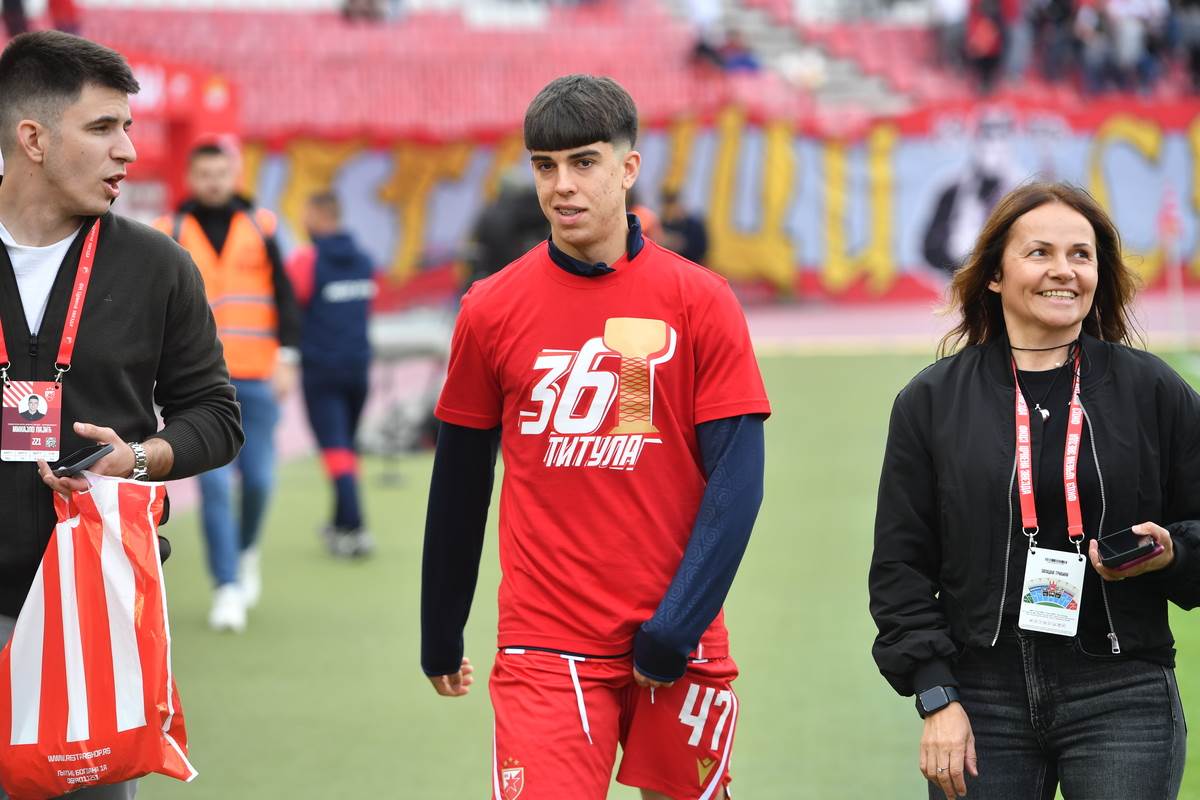 Kako izgledaju novi dresovi Crvene zvezde?