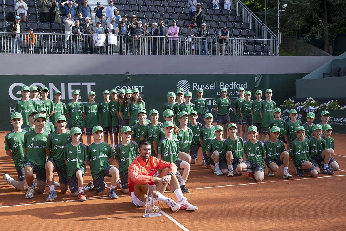 Novak Đoković slavi titulu (4).jpg