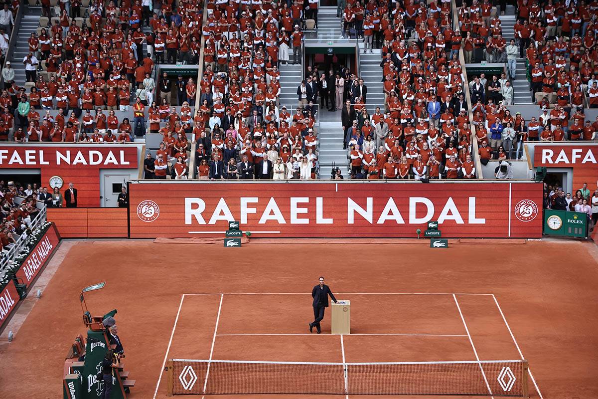 Rafael Nadal oproštaj na Rolan Garosu (2).jpg