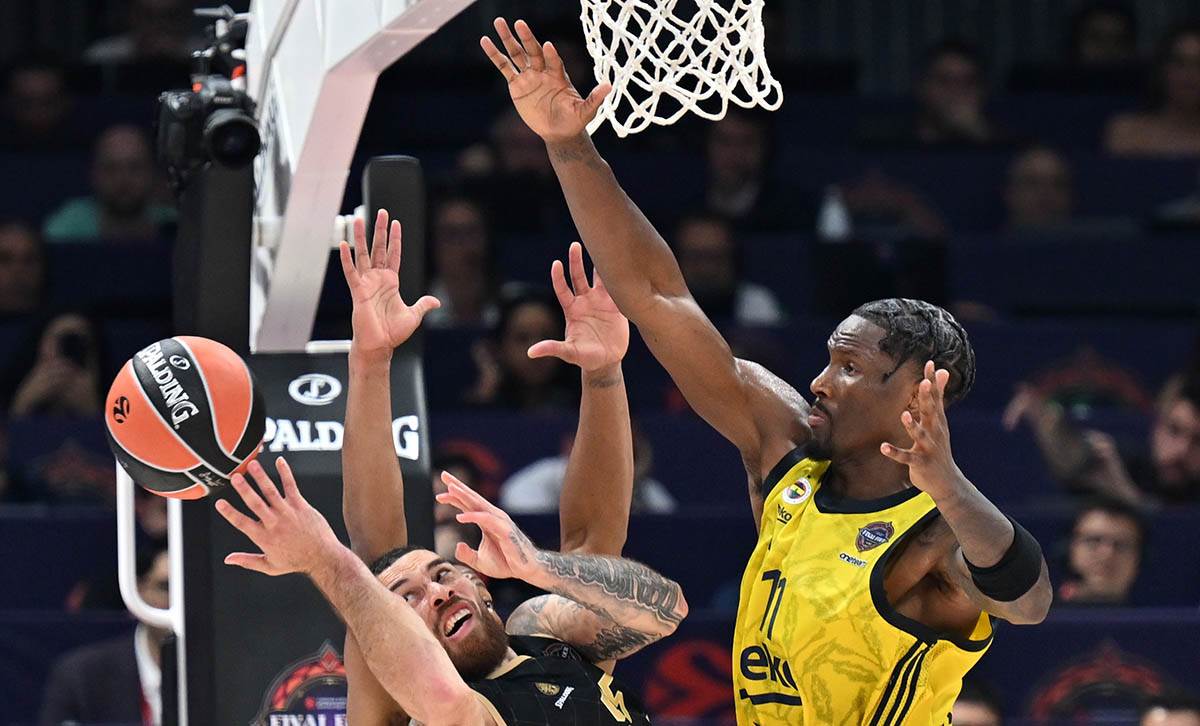 Monako Fenerbahče (19).jpg
