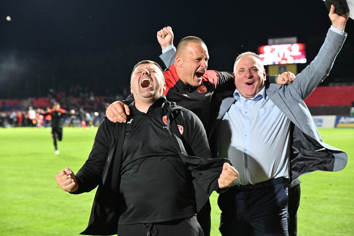 Radnički 1923 i Novi Pazar u Evropi, Vojvodina je ne igra