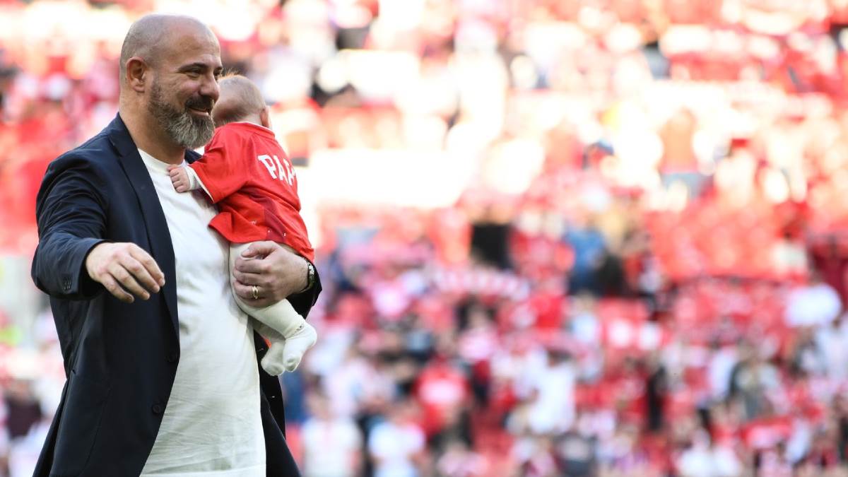 Dejan Stanković pokazao ćerku Anđelu