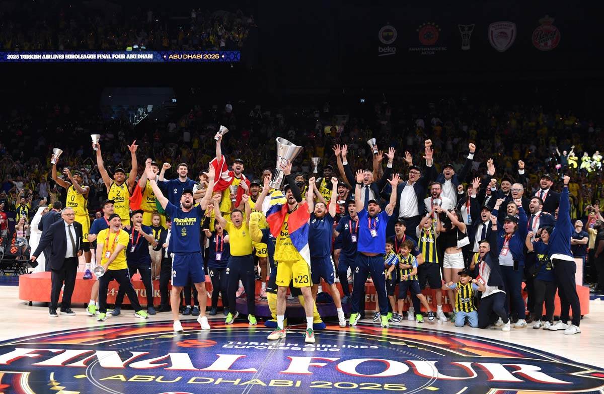 Fenerbahče osvojio Evroligu 5.jpg