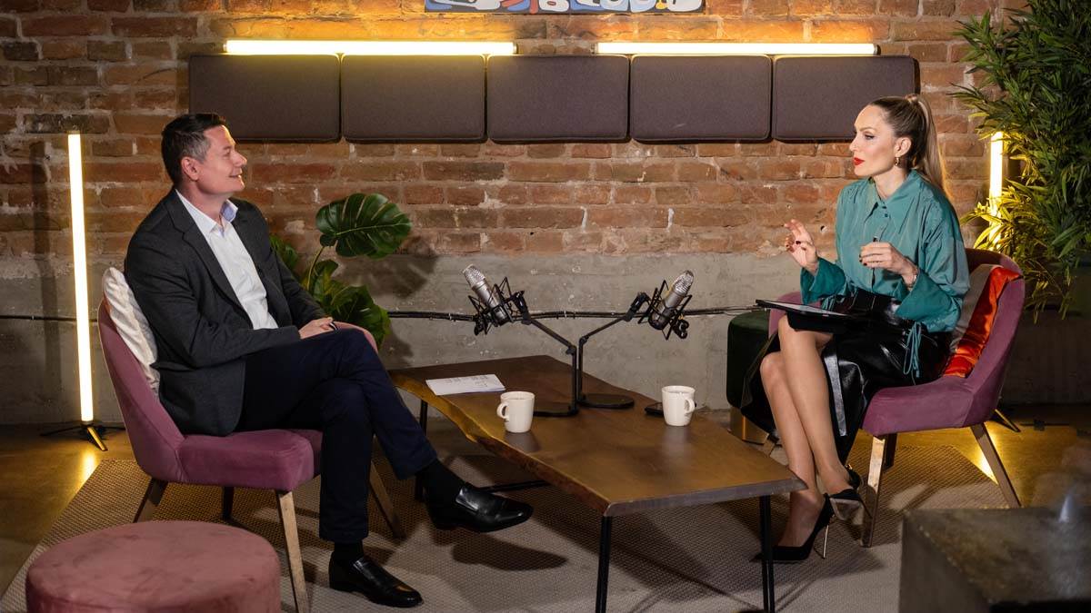 Miloš Đukanović, Jelena Gavrilović, podkast Keš Ekspert 5.jpg