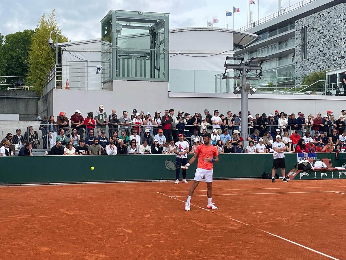 Novak Ðoković na treningu sa Federikom Gomezom (2).jpg