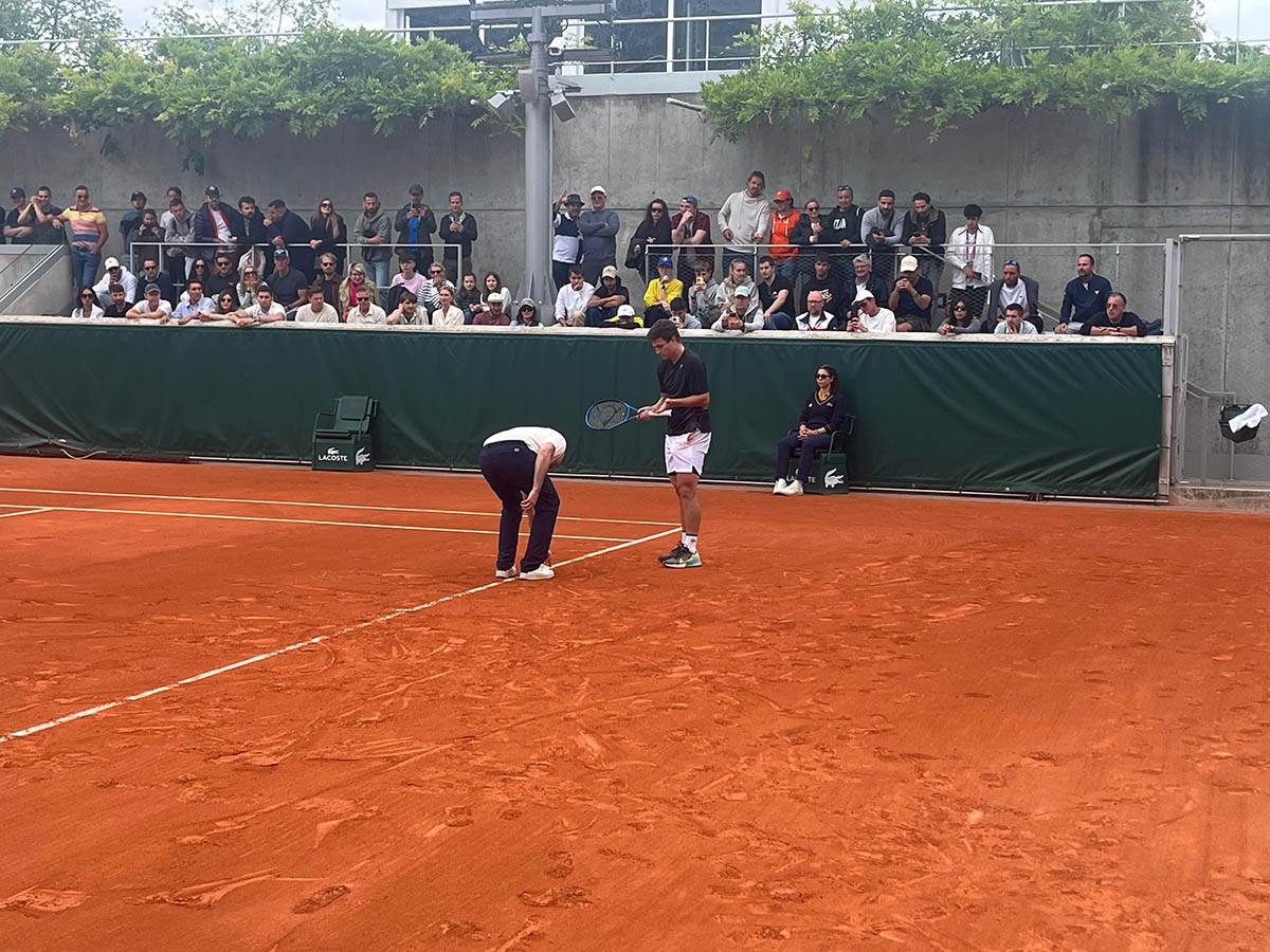 Miomir Kecmanović se svadja sa sudijom (3).jpg