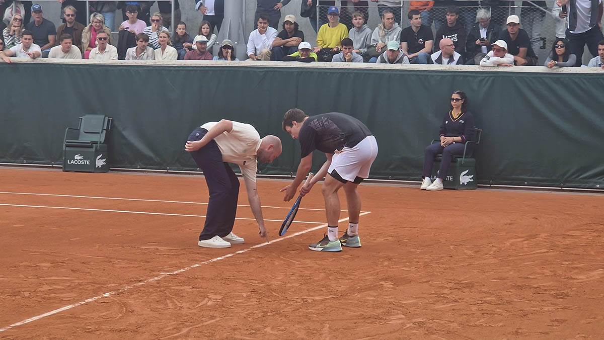 Miomir Kecmanović se svadja sa sudijom (7).jpg