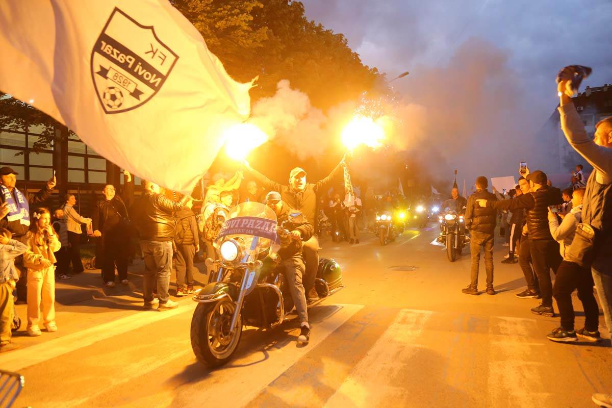 Slavlje Fudbalera Novog Pazara 1.jpg