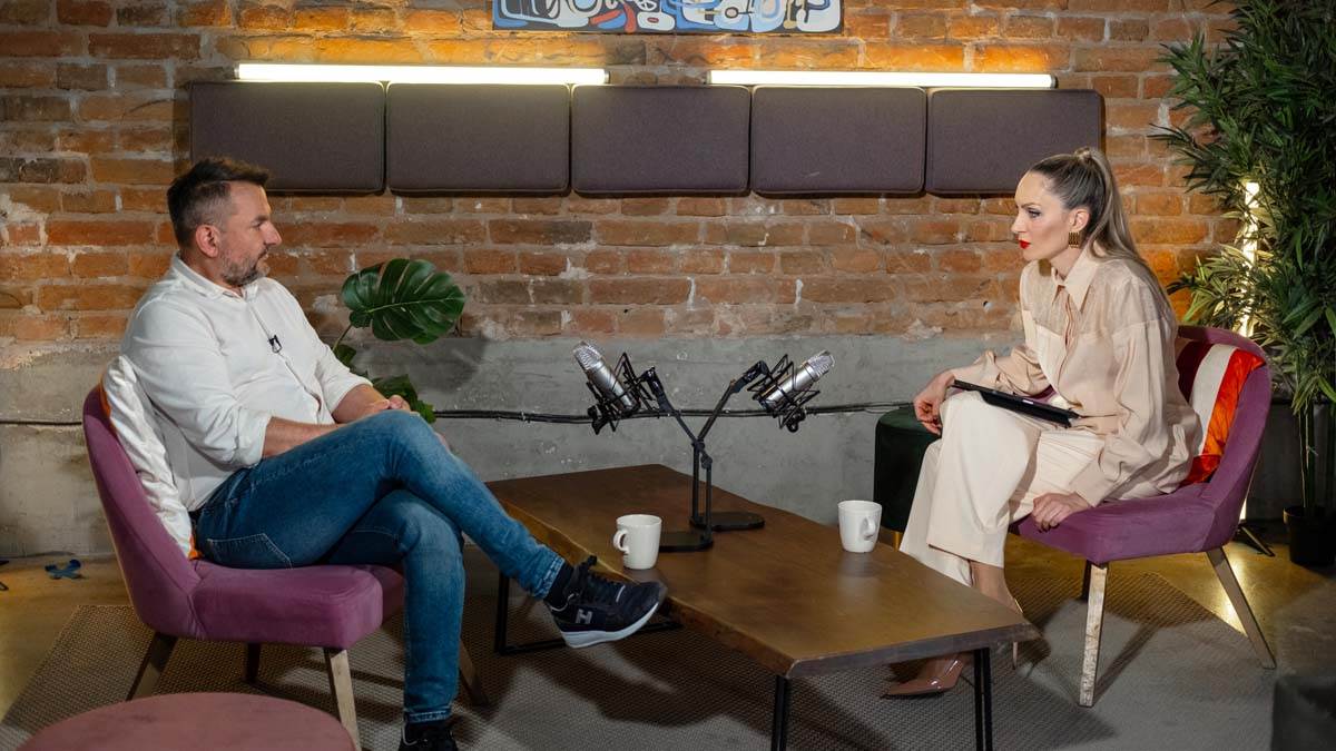 Aleksandar Bogdanović, Jelena Gavrilović, podkast Keš ekspert 5.jpg
