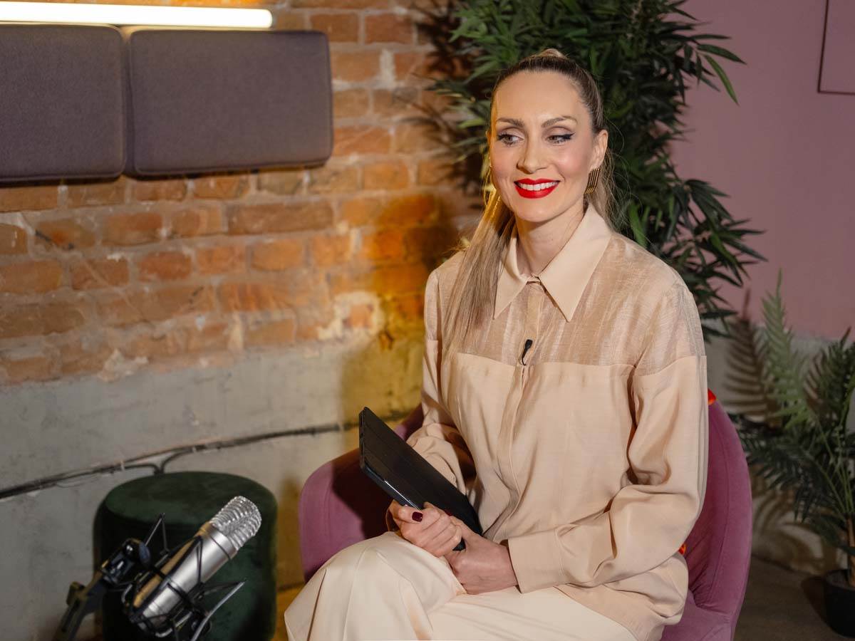 Aleksandar Bogdanović, Jelena Gavrilović, podkast Keš ekspert 25.jpg