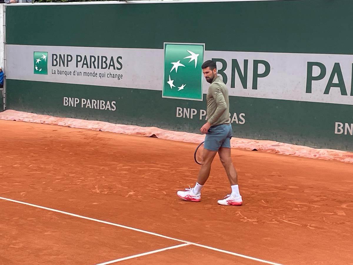 Novak Ðoković trening sa Kristijanom Herisonom 12.jpg