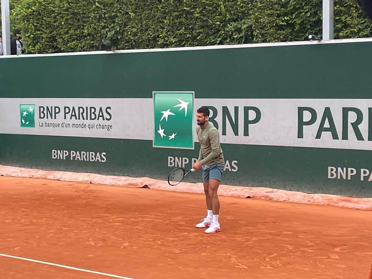 Novak Ðoković trening sa Kristijanom Herisonom 13.jpg