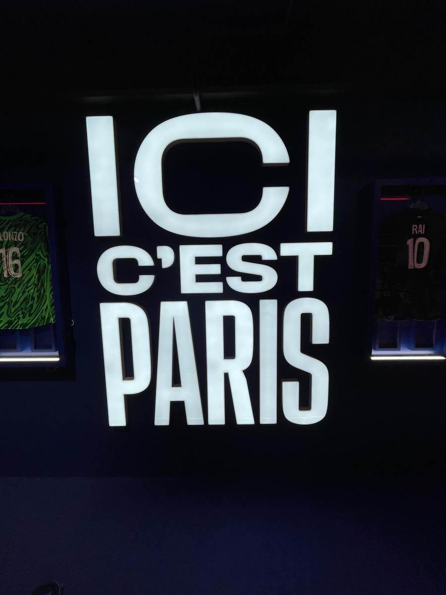 Pariz odbrojava do finala Lige šampiona 11.jpg