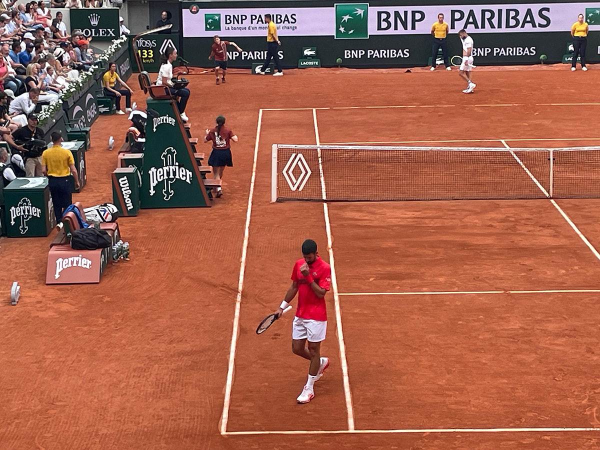 Ko je u Novakovom boksu na Rolan Garosu?