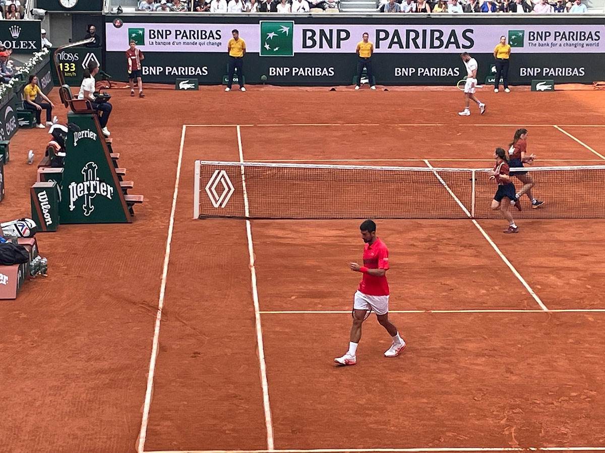 Ko je u Novakovom boksu na Rolan Garosu?