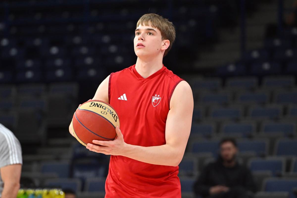 Crvena Zvezda - Budućnost (5).JPG