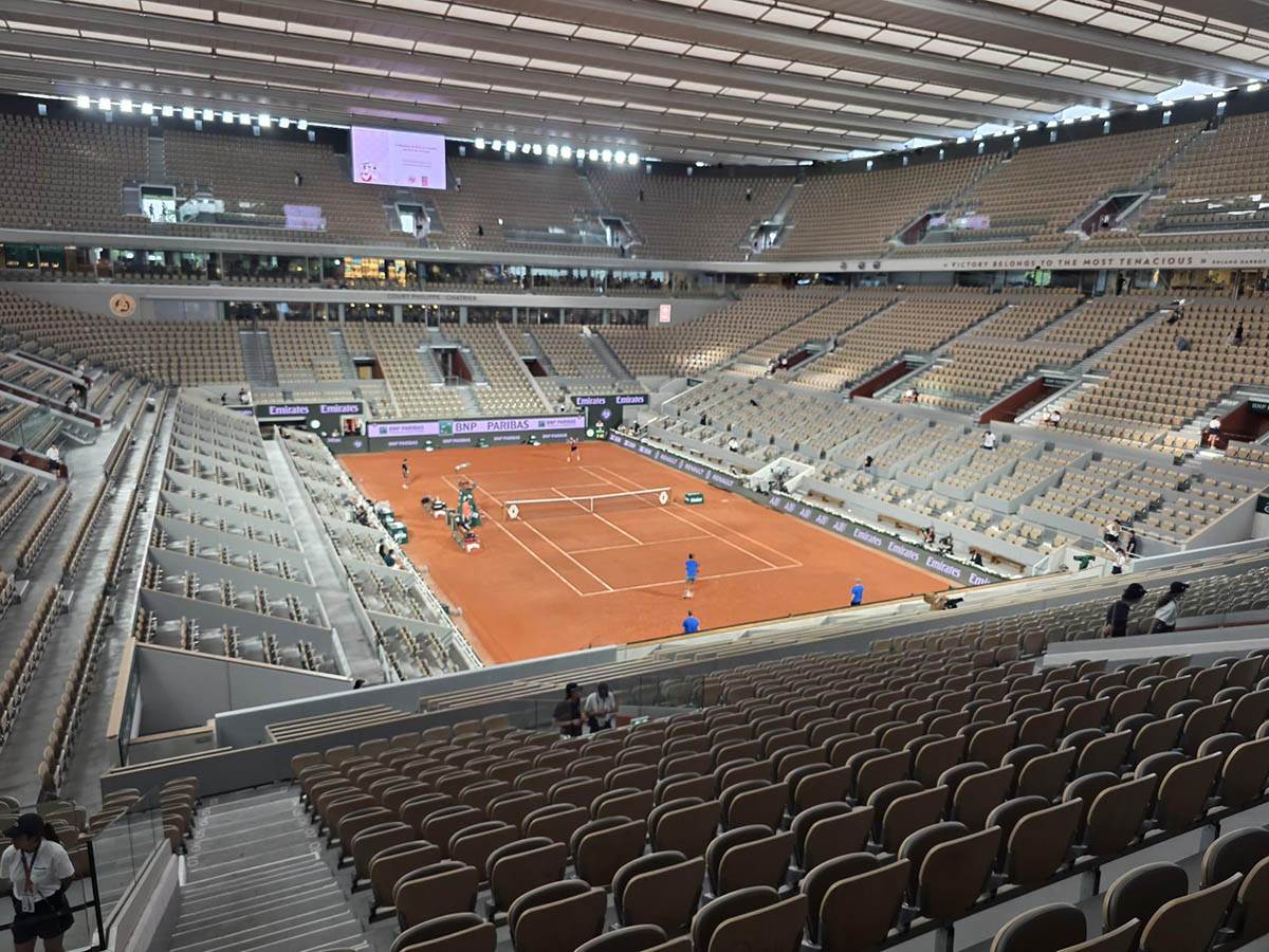 Novak Ðoković trenirao pola sata pre meča (6).jpg