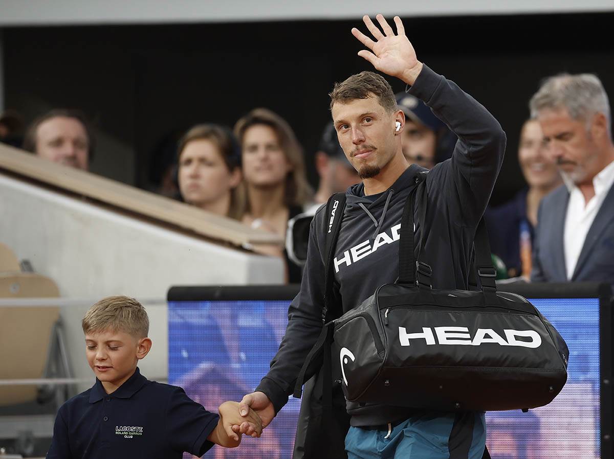 Saša Zverev zbog Novaka Đokovića ispravlja novinare na Rolan Garosu