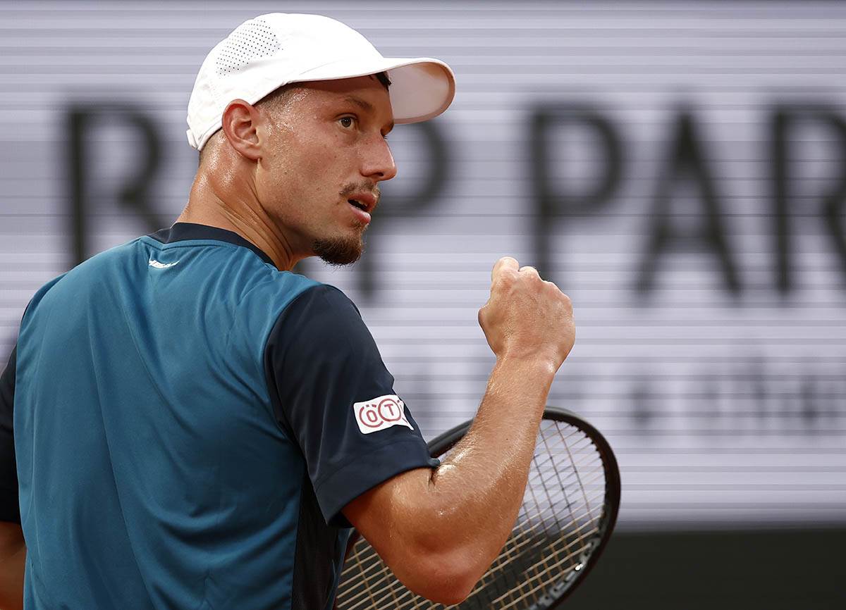 Saša Zverev zbog Novaka Đokovića ispravlja novinare na Rolan Garosu