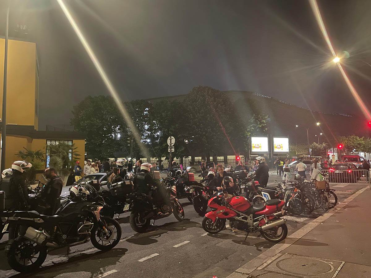 Haos na ulicama Pariza posle osvajanja Lige šampiona MONDO reportaža