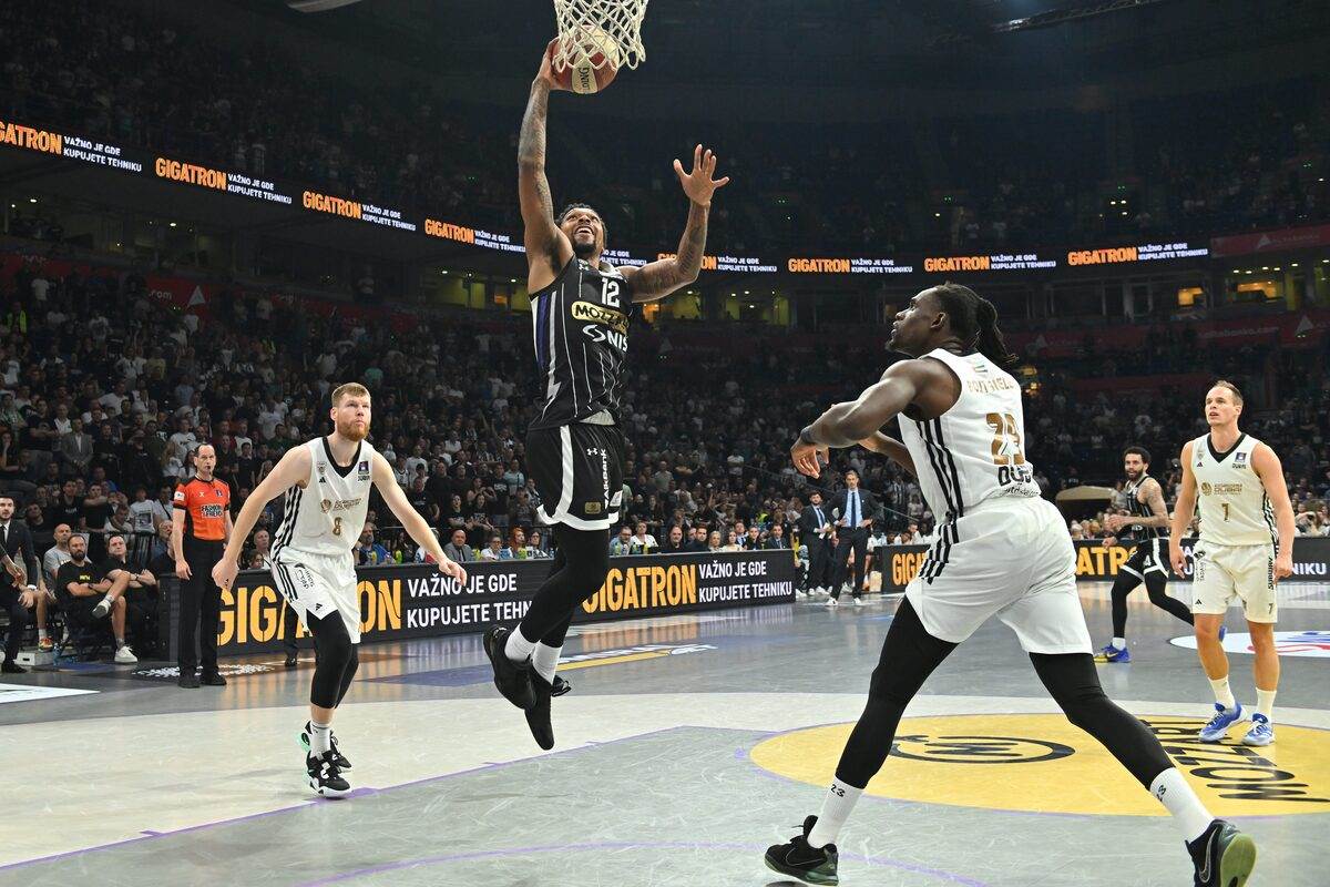 Protiv koga Partizan i Zvezda igraju van Arene?