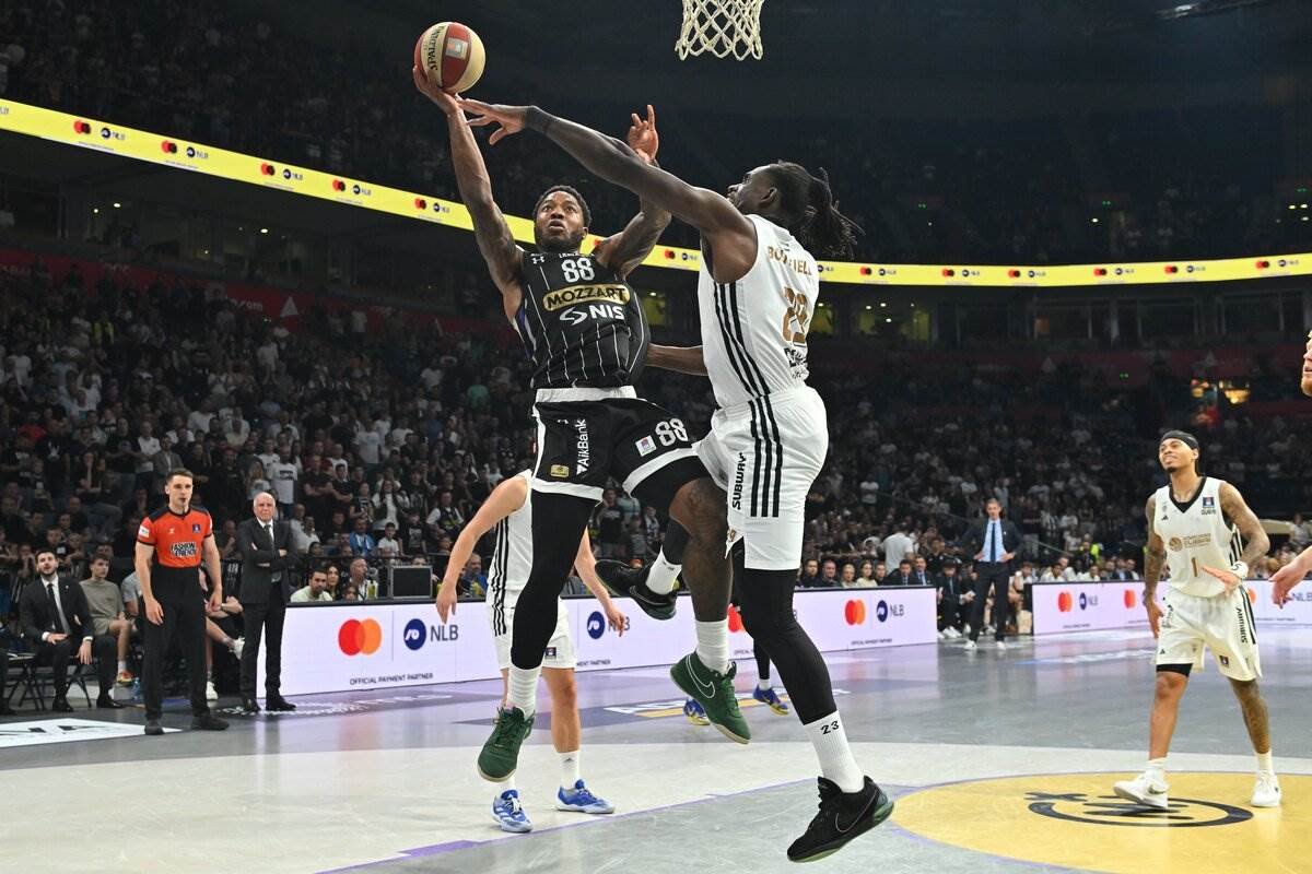 Protiv koga Partizan i Zvezda igraju van Arene?