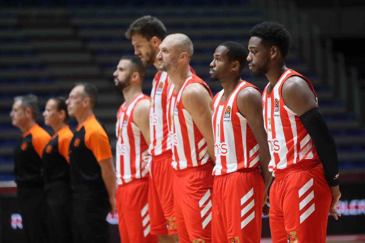 Lengston Hol, Simonović, Lojd, Lazić i Kuzmić