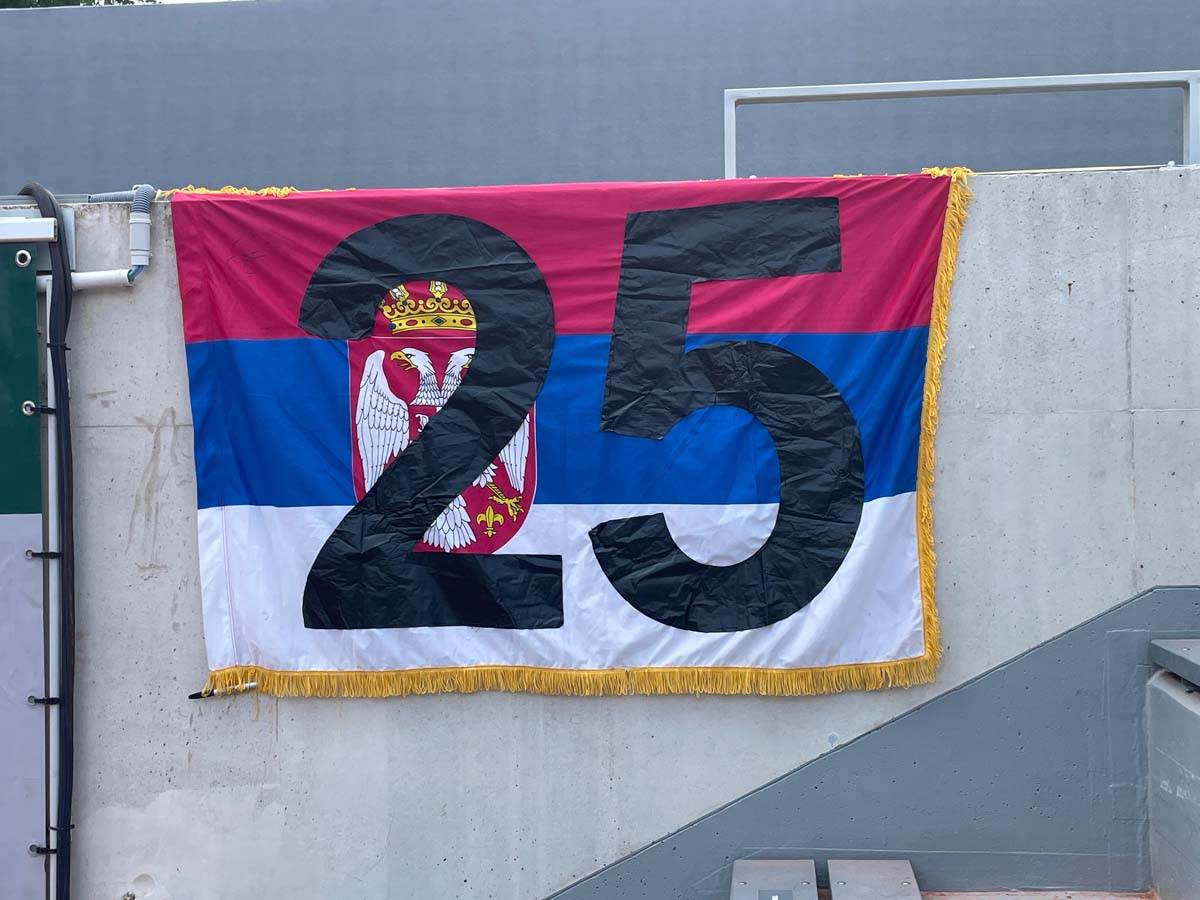 Novak Ðoković trening pred meč sa Norijem 1.jpg