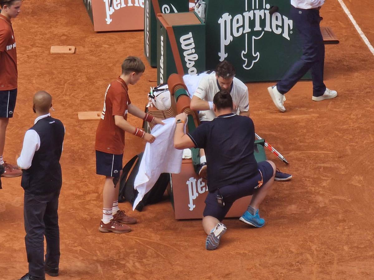 Kameron Nori medicinski tajm-aut  (4).jpg