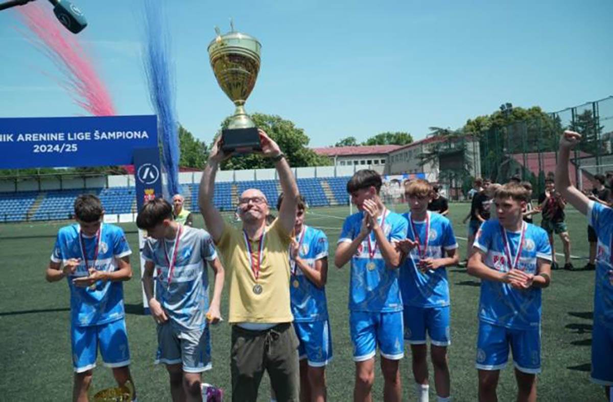 Arenina liga šampiona  (2).jpg