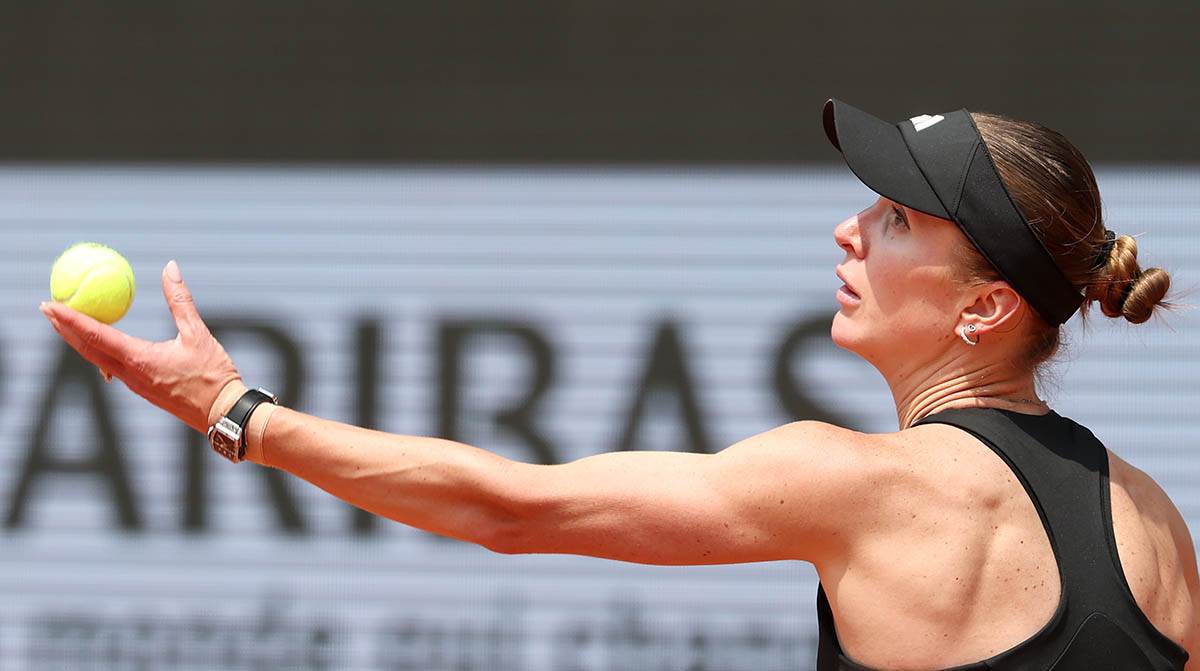 Iga Švjontek i Elena Svitolina (2).jpg