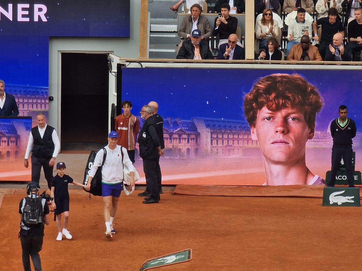 Novak Ðoković protiv Janina Sinera (2).jpg